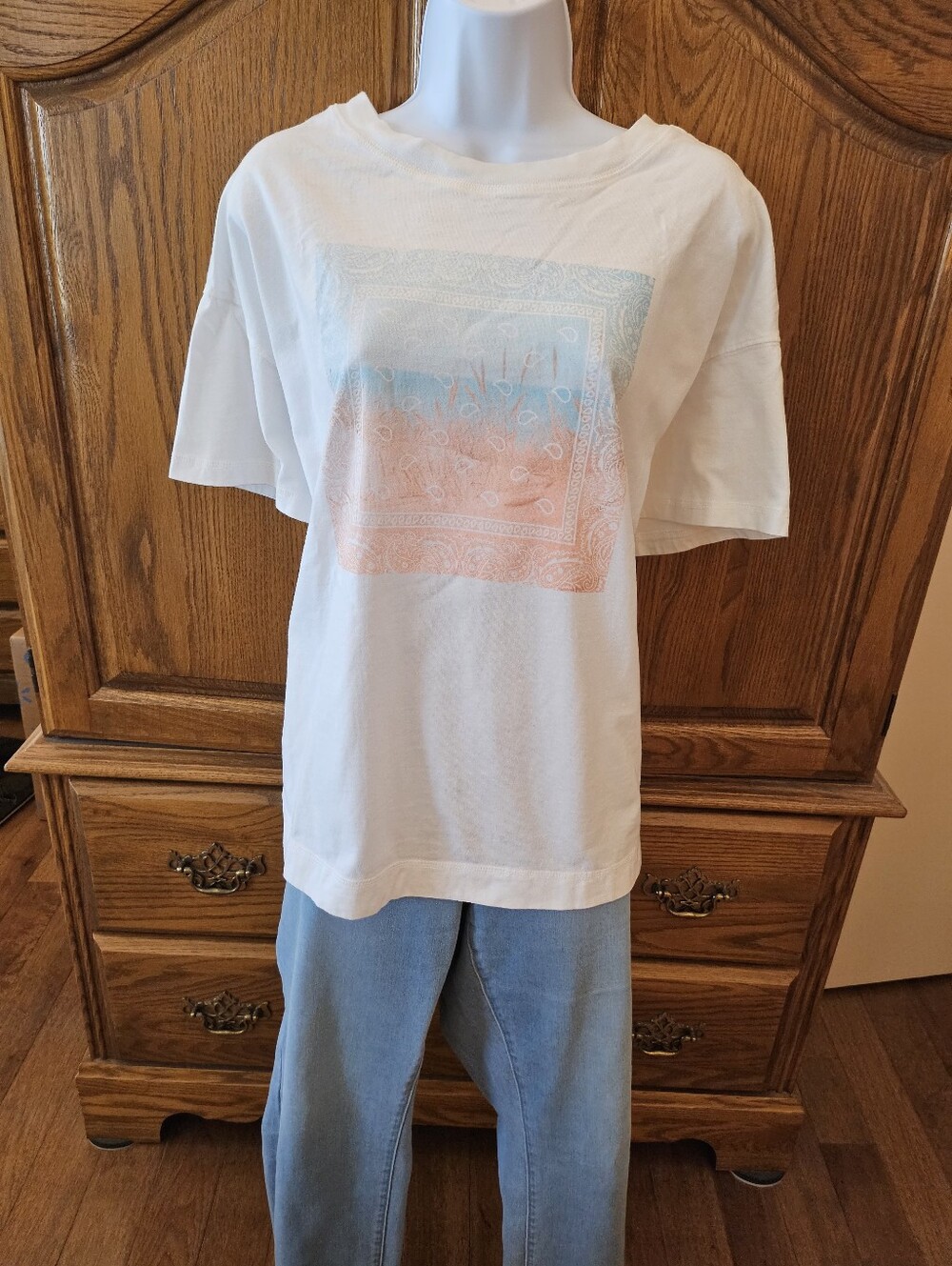 Old Navy Short Sleeve Tee Shirt!